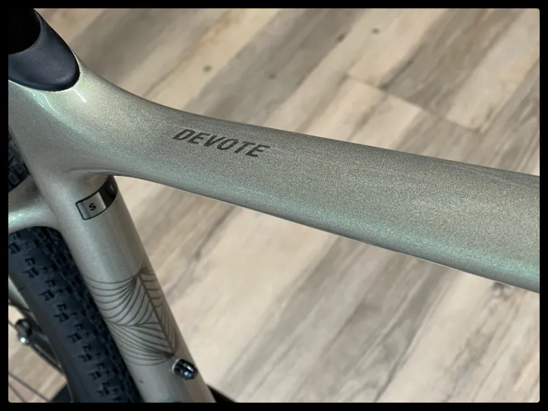 Liv Devote Advanced 1 Small Dynamic Bronze 2022-2